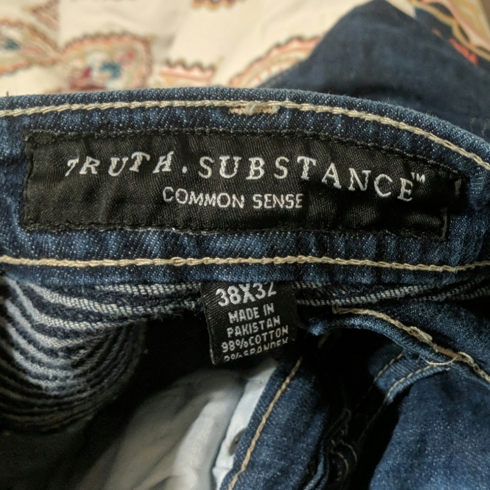 Jeans - Picture 3 of 3